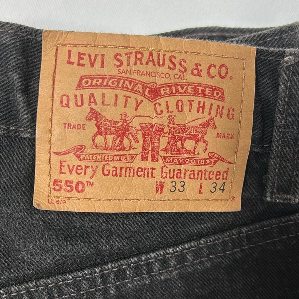Vintage Levi’s 550 Relaxed Fit W33 L34 Black Jeans Red Tag Denim Pants